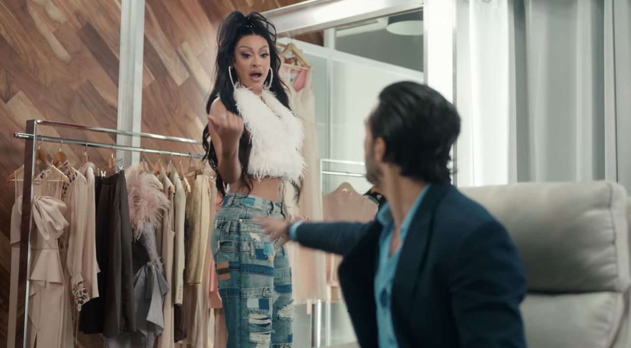 La Perversa y Shalim Ortiz protagonizan video Lokita por mi
