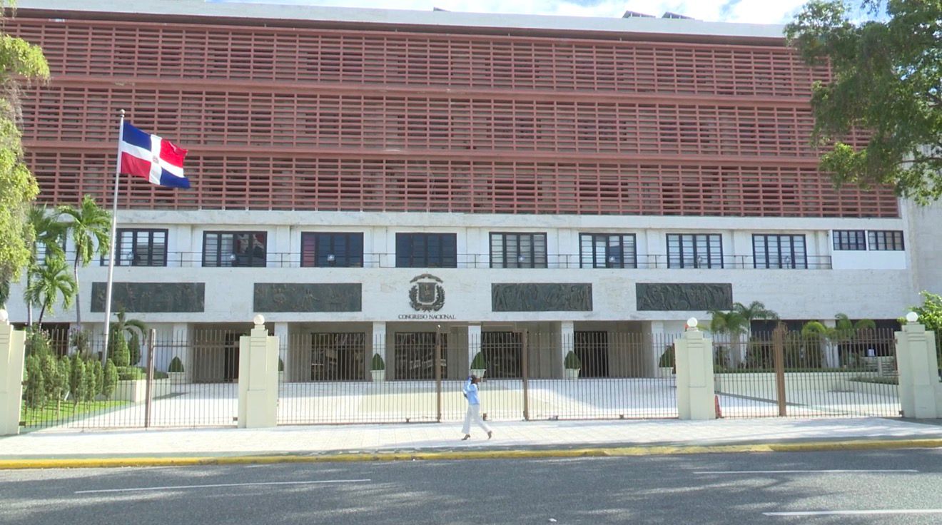 Labores legislativas continúan en pausa; retomarán mañana
