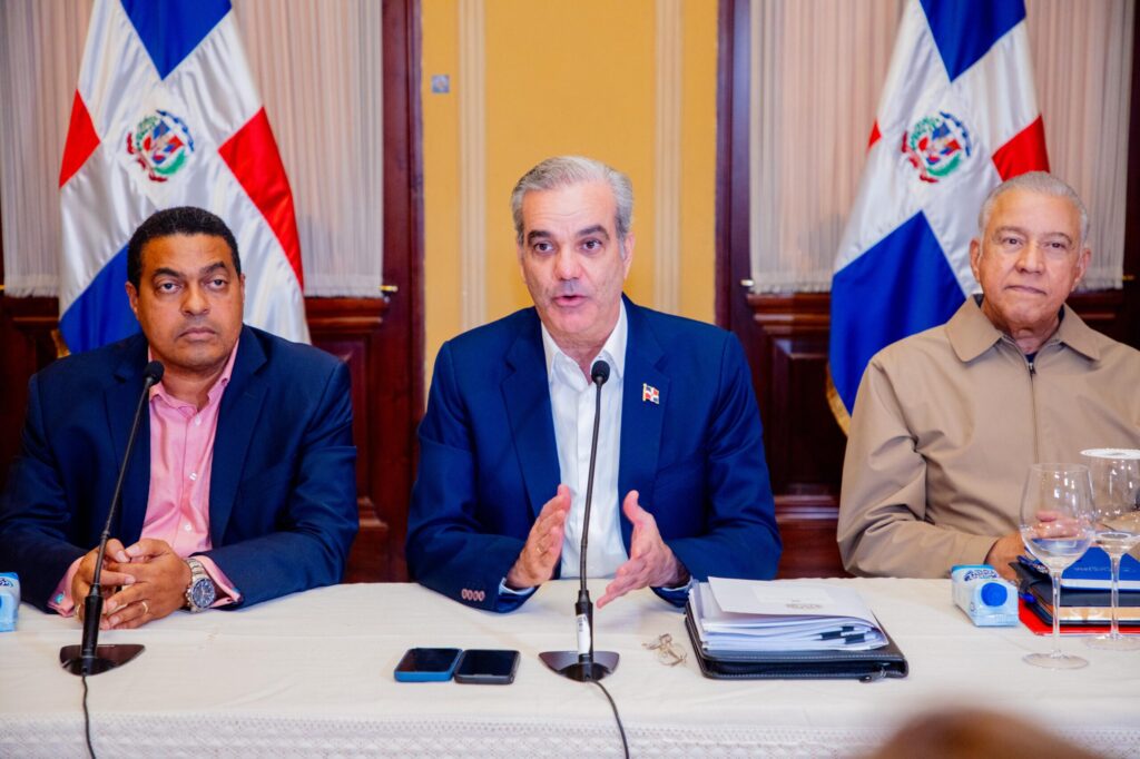 Abinader presenta avances organización Juegos Centroamericanos