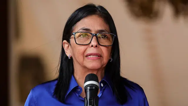 Delcy Rodríguez propone convocar verdadero diálogo político