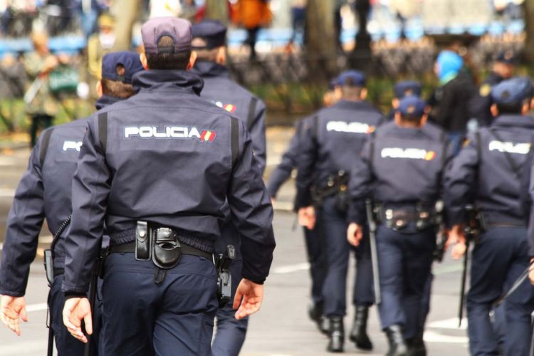 Liberan 27 mujeres obligadas a prostituirse en España