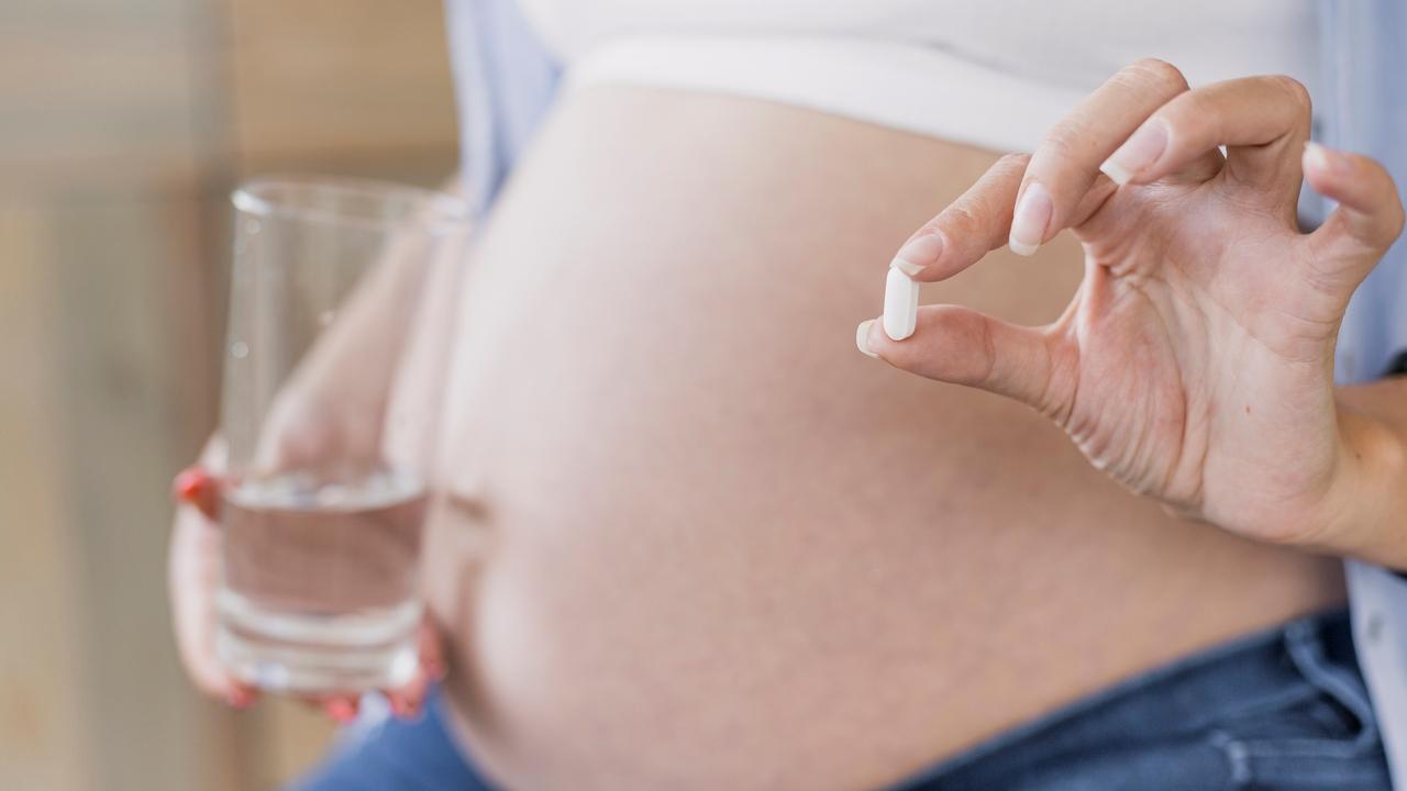 El paracetamol en el embarazo no eleva el riesgo de autismo