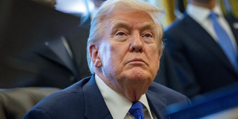 Trump dice "nada que esconder" respecto a Epstein