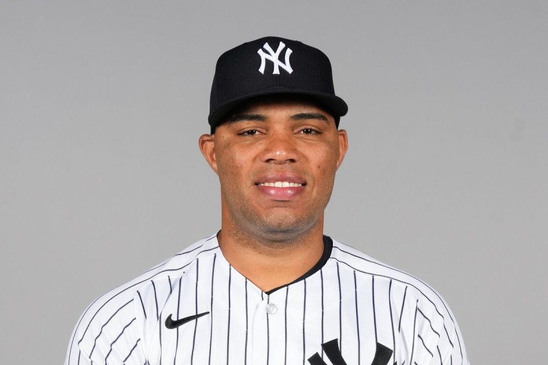 Gigantes anuncian la firma del agente libre Jimmy Cordero
