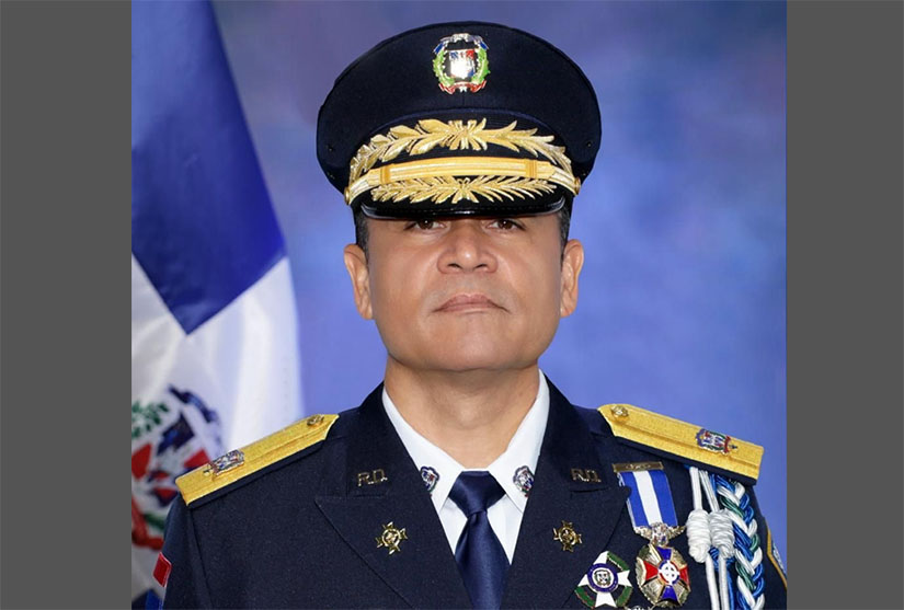 Presidente Abinader designa a Andrés Cruz como nuevo director general de la Policía Nacional