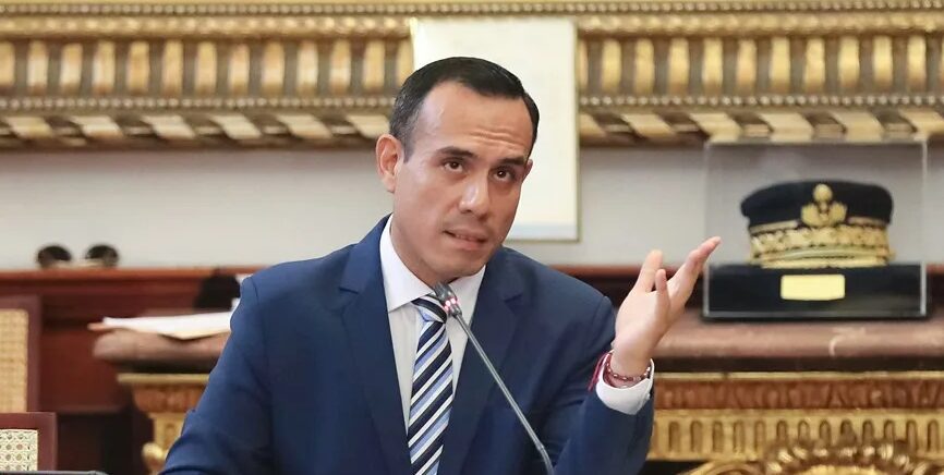 Fiscalía de Perú investiga a presidente José Jerí