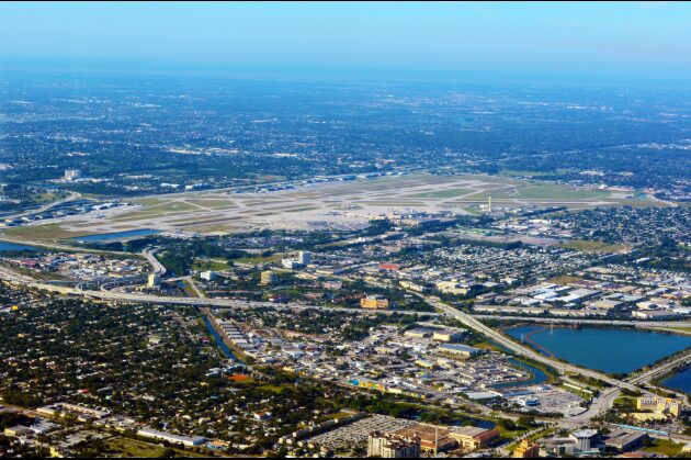 Aprueban renombrar aeropuerto de Palm Beach en honor