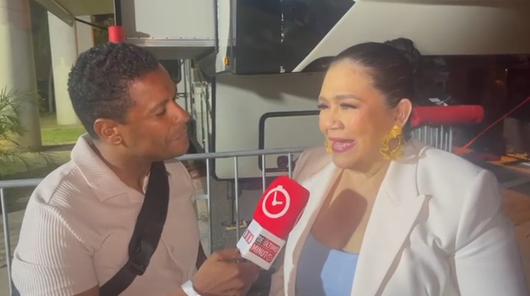 Entre aplausos y nostalgia, Maridalia Hernández vuelve al escenario con Juan Luis Guerra