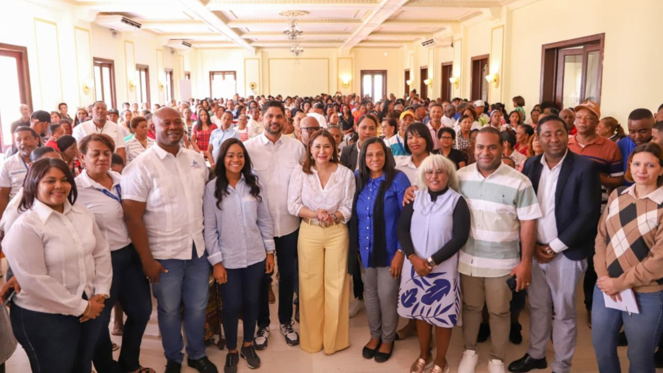 Supérate realiza encuentros en la región sur con 1,800