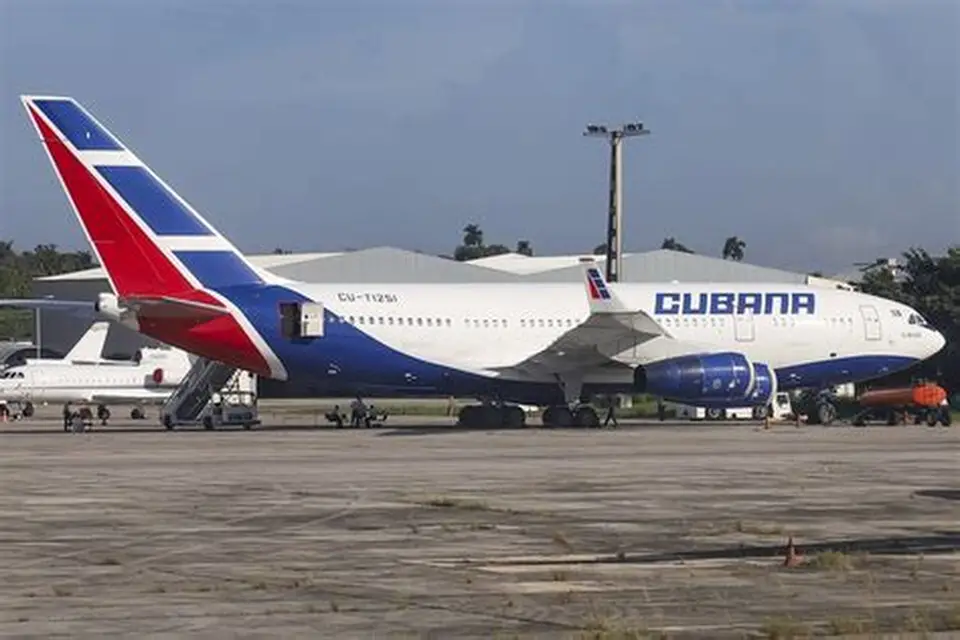 Cuba agota todo el combustible para aviones