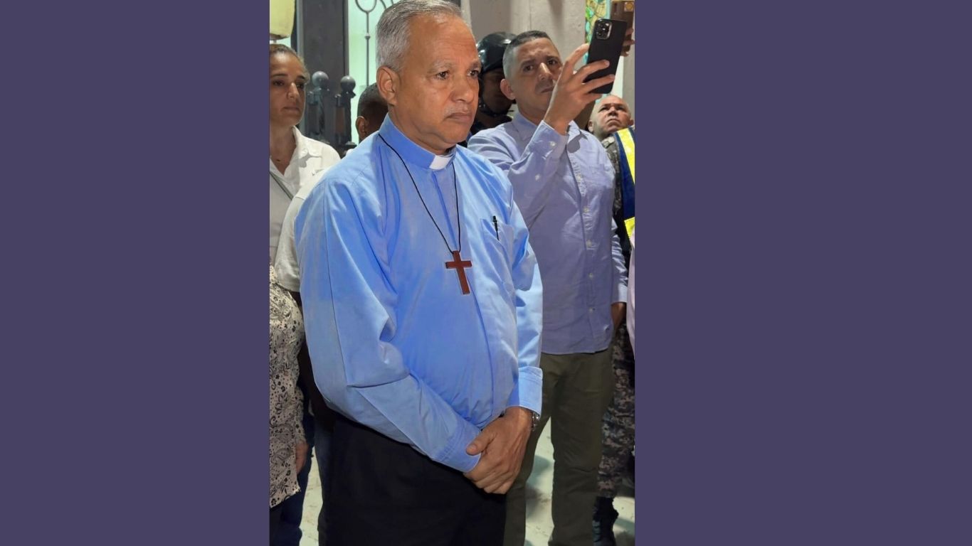 Padre Cielo aclara hallazgo de osamenta en la iglesia
