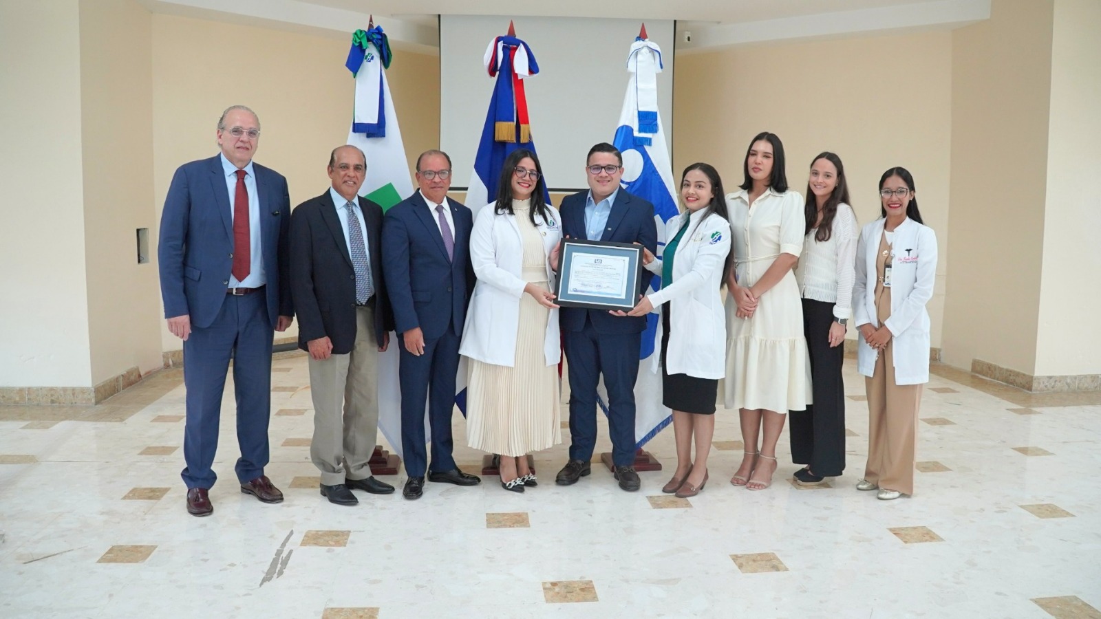 HOMS se convierte en el primer centro con certificación NORDOM ISO 22525 y fortalece su liderazgo en turismo médico