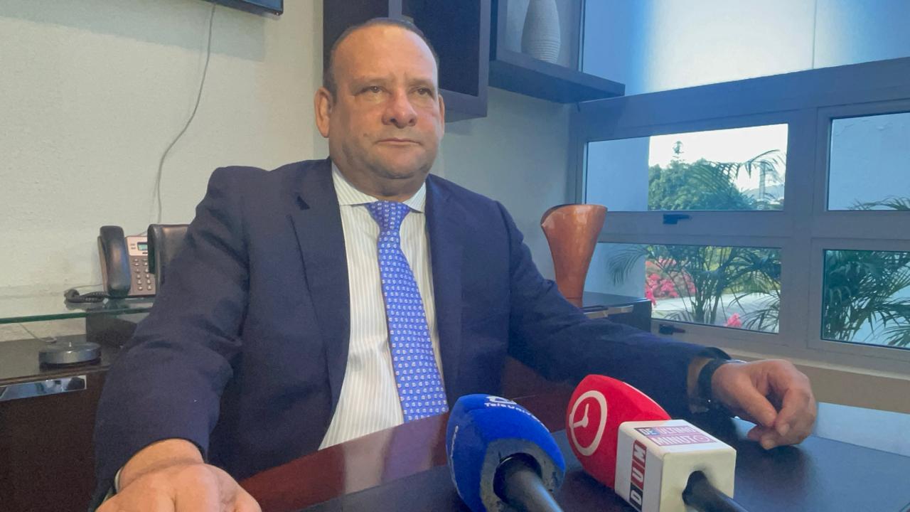 Exdirigente del CDES solicita a Abinader incluir temas