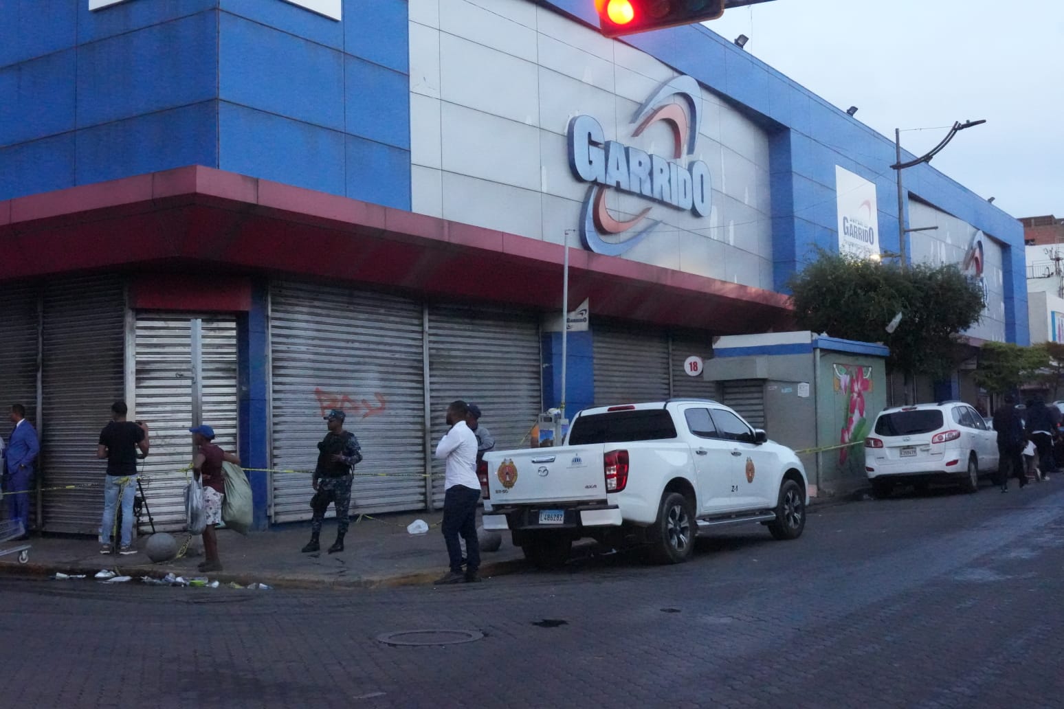 Incendio en tienda Garrido de la Duarte deja tercer