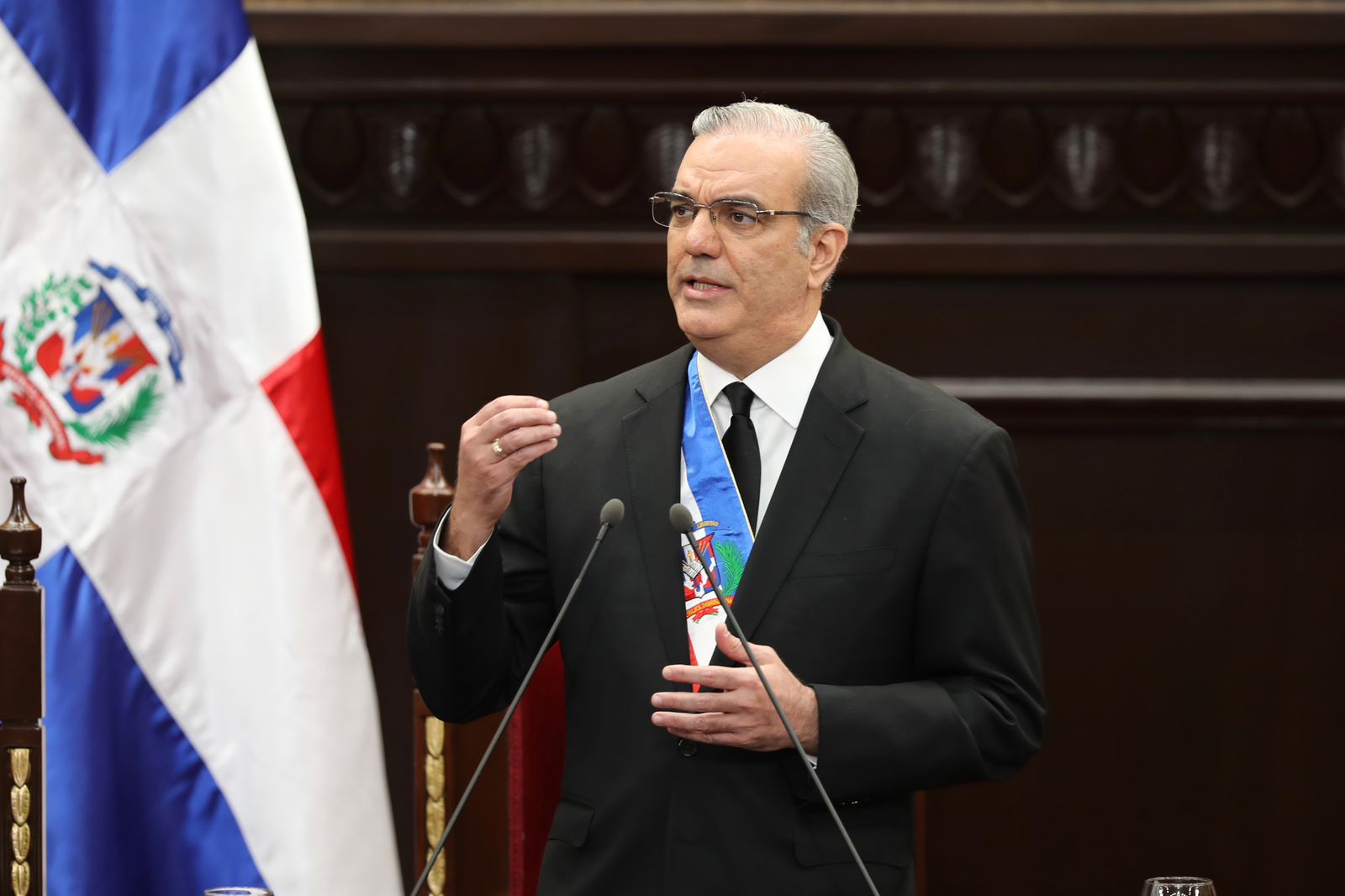 Abinader invita al país a seguir su discurso de este 27