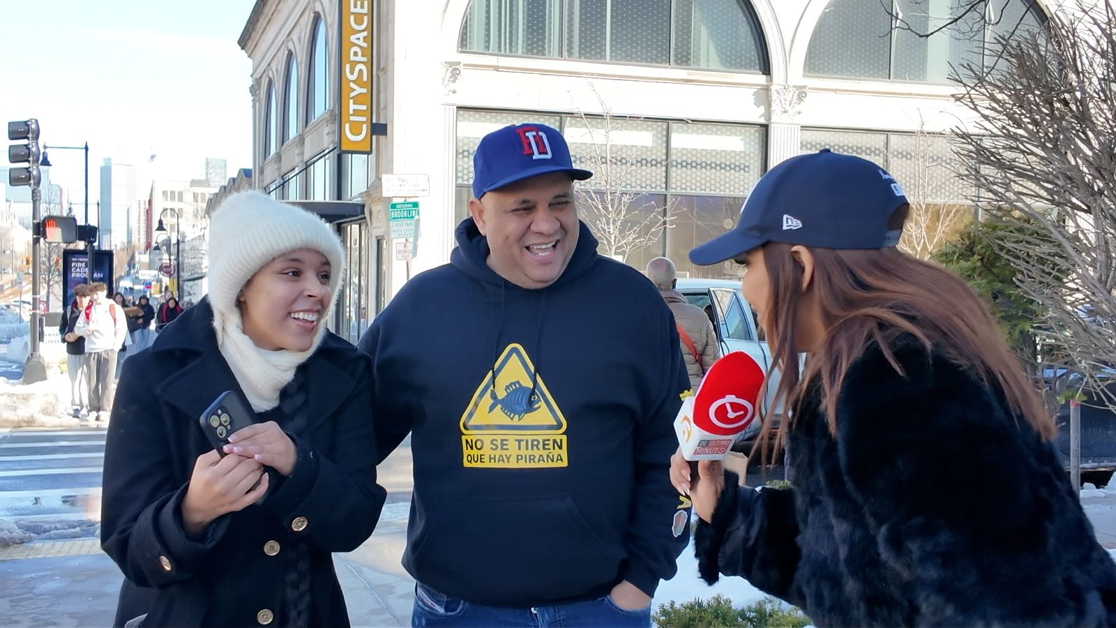 Fanáticos manejaron 15 horas para “Alofoke en el Agganis”