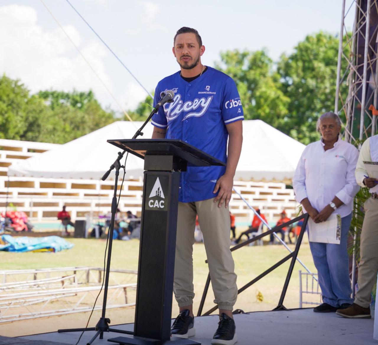 ¿Por qué Cristhian Adames dice que el béisbol no lo es todo? Su mensaje en Barahona