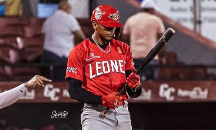 Leones aseguran la continuidad de González, Brito, Cordero, Marmolejos y Colomé
