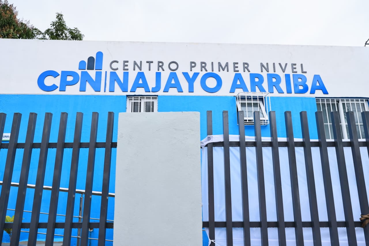 SNS entrega tres CPN en San Cristóbal y Baní