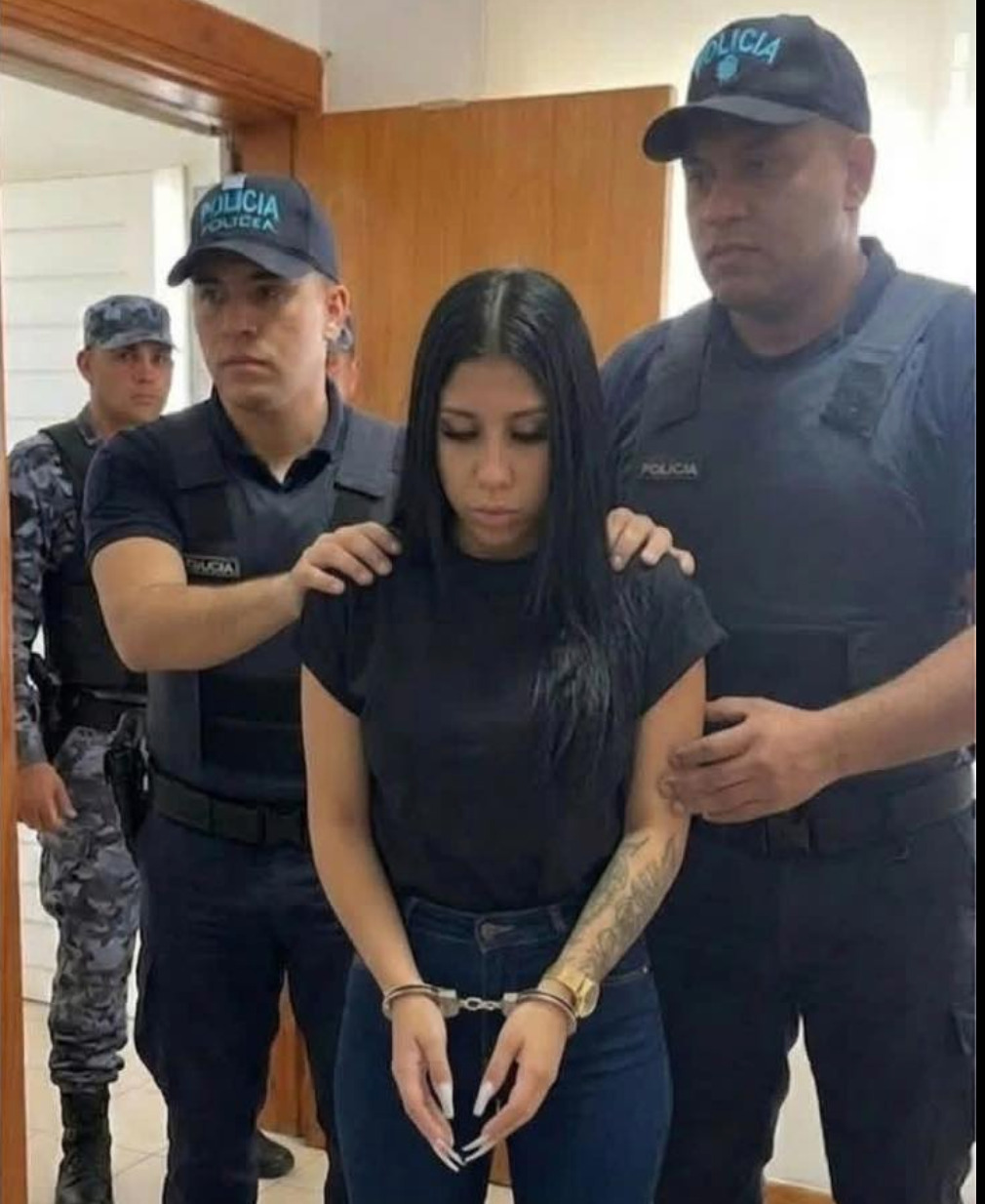 Detienen a mujer por presunta agresión a menor tras video