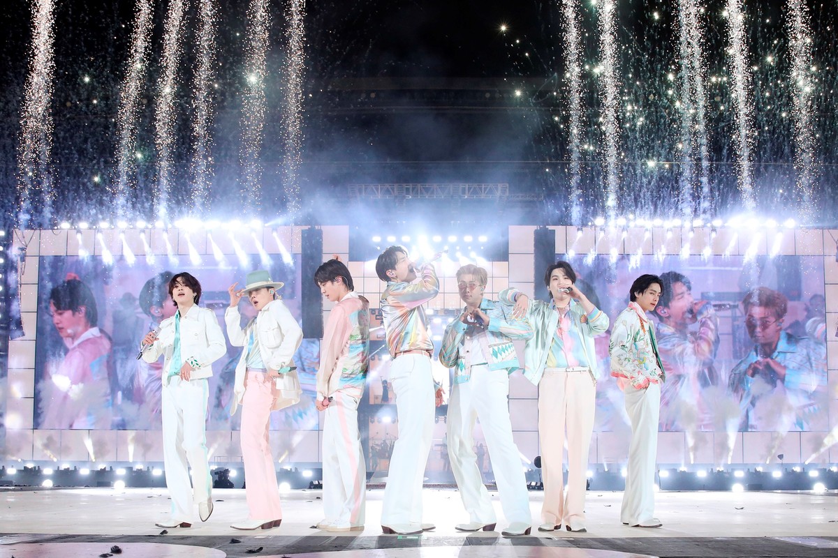 BTS amplía a 22.000 plazas el cupo para su concierto