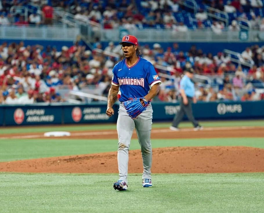 Brayan Bello navega por aguas calmadas para vencer a Israel