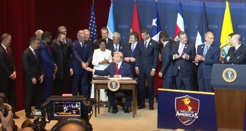 Abinader participa en firma de proclamación para crear coalición