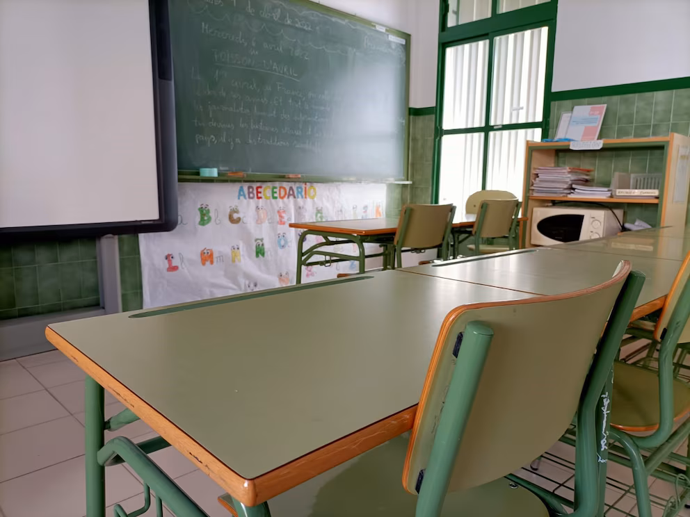 Condenan a un profesor por acoso a menor de 14 años