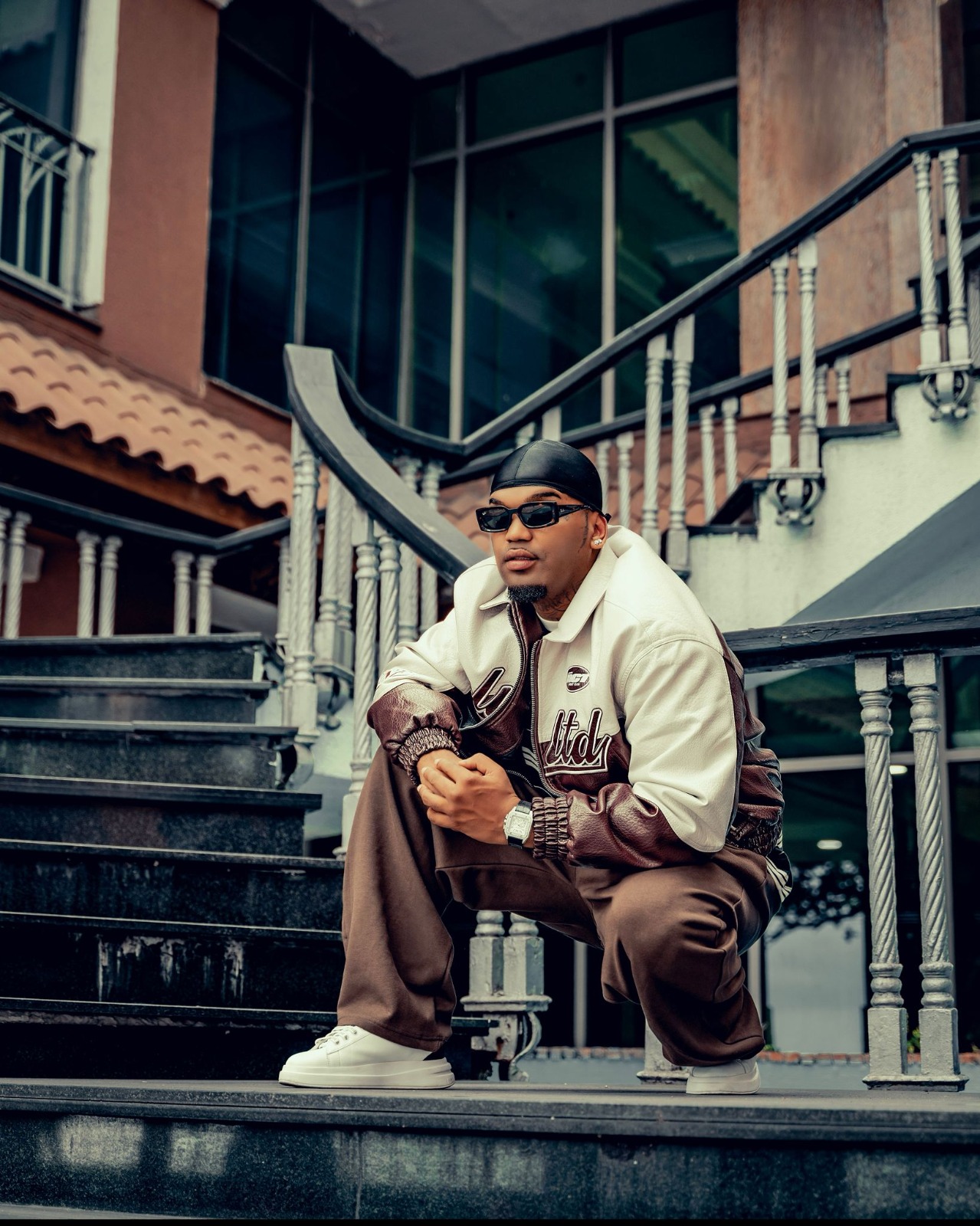 Átomo, se destaca como la promesa del Rap