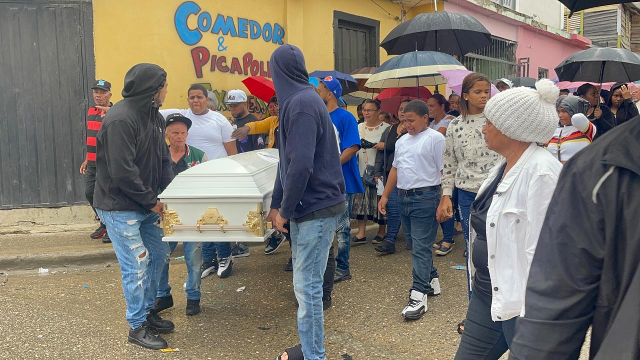 Muere carpintero tras ser embestido por un tractor en Navarrete