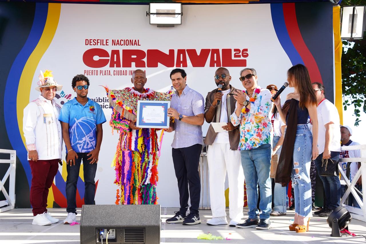 Desfile Nacional de Carnaval 2026 llena de color MalecónSD