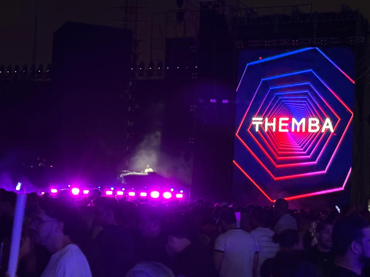 David Guetta y sus fanáticos no se movieron pese al aguacero
