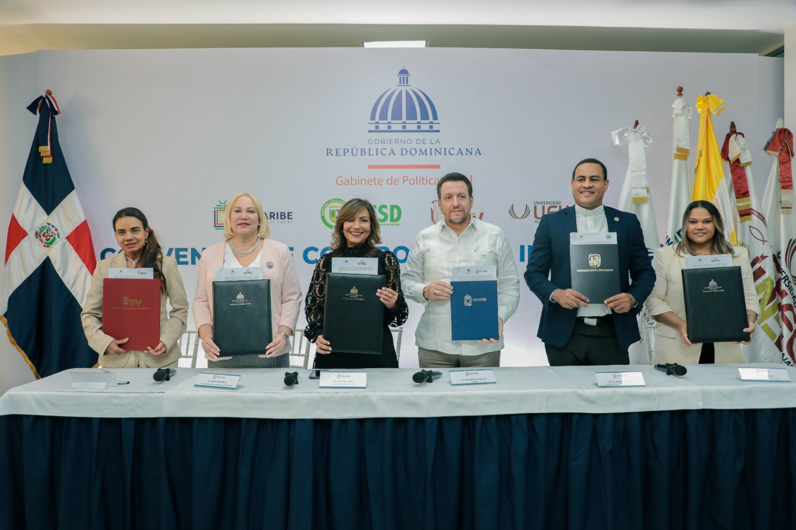 Gabinete de Política Social firma acuerdos con 4 universidades