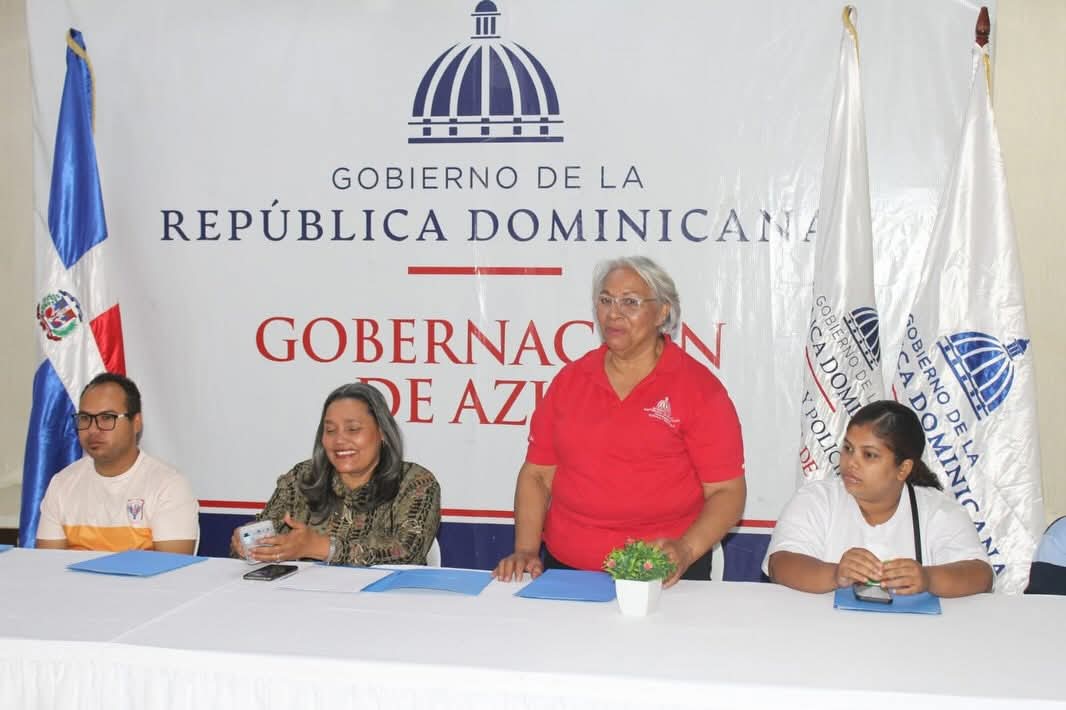 Gobernación de Azua y CONAVIHSIDA desarrollan jornada