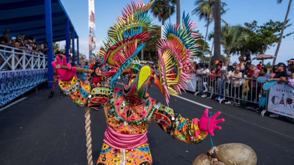 Más 900 miembros militares y policiales Desfile de Carnaval