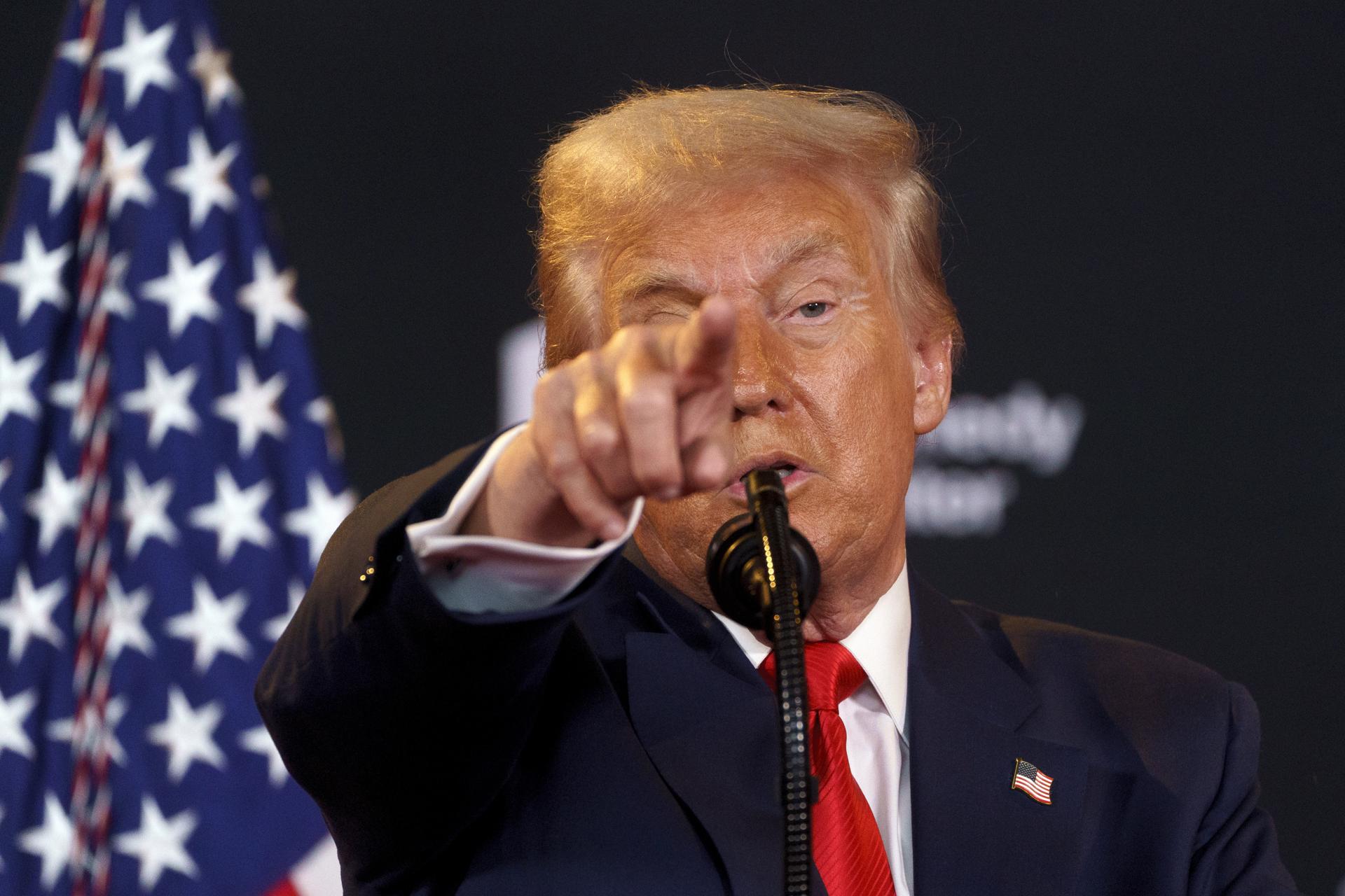 Trump nomina Sarah Rogers para dirigir Voz de América