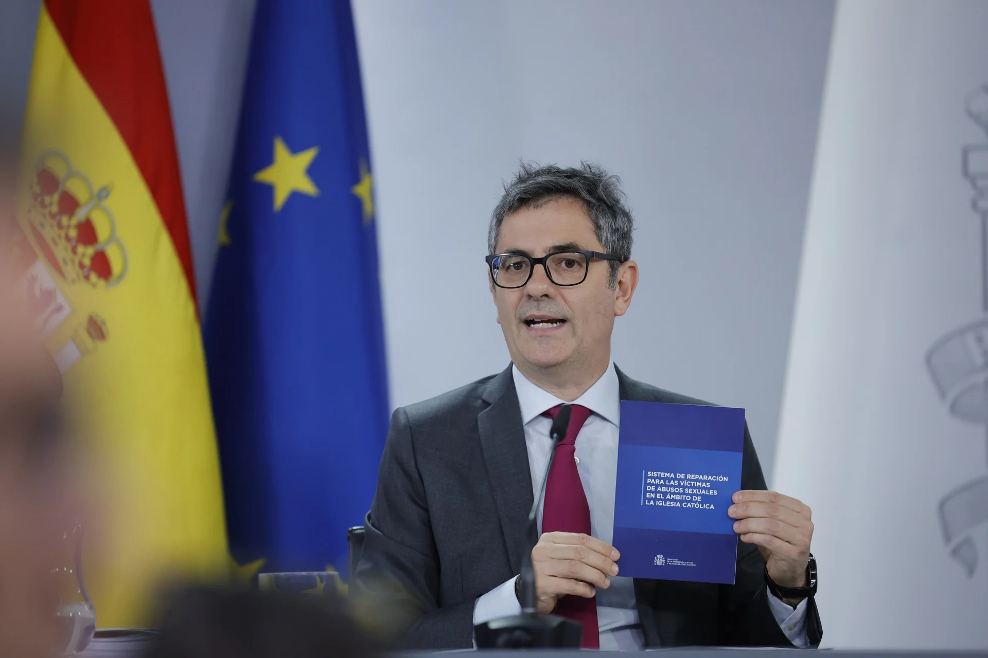 Gobierno español crea oficina para indemnizar a víctimas de abusos de ...