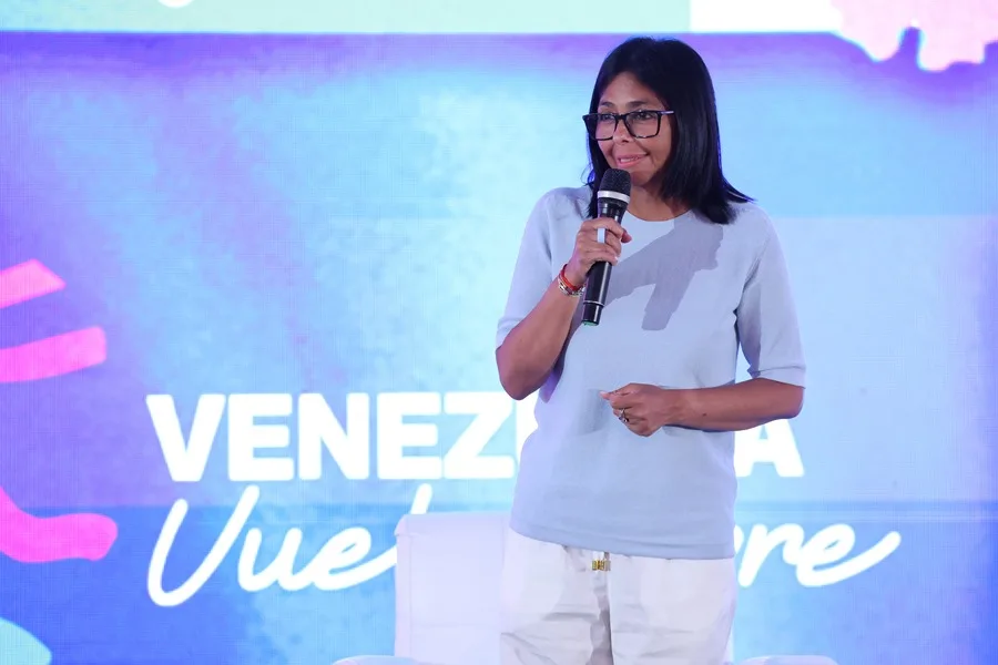 Delcy Rodríguez encarga un plan para optimizar los activos