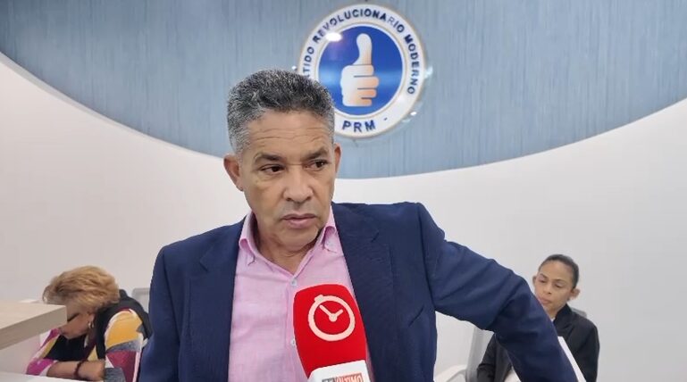 Oficialismo responde a Danilo por críticas a reunión