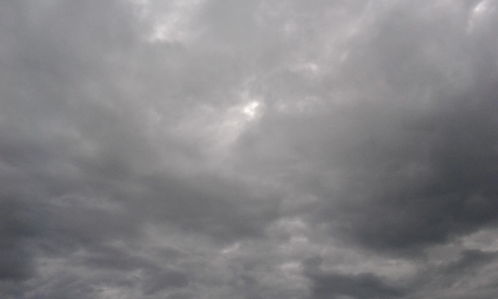Lluvias, ráfagas de viento y oleaje peligroso marcarán el jueves