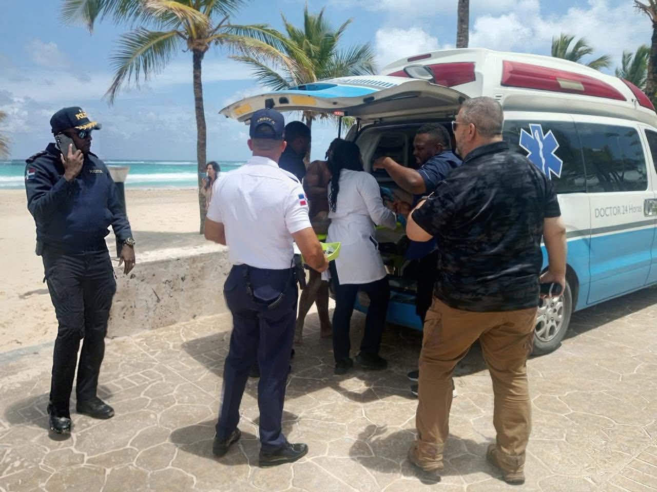 Turista pierde la vida ahogado en Bávaro