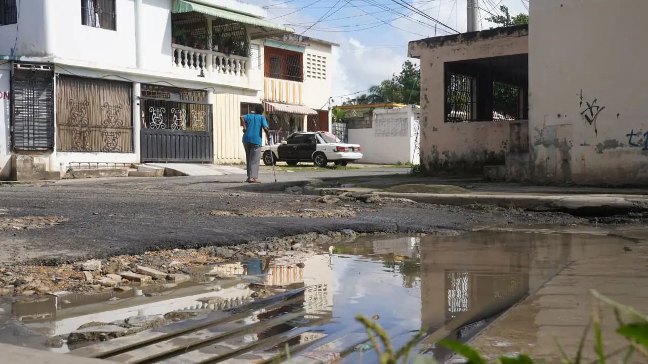 Moradores de El Almirante denuncian deterioro de badén