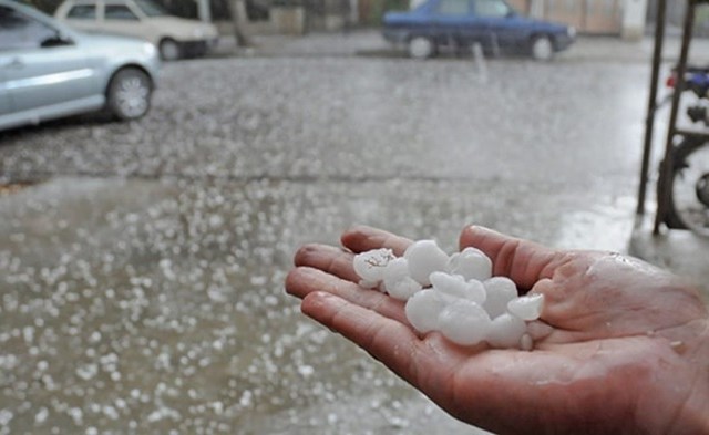 Granizada y fuertes lluvias mantienen en alerta amarilla a Monseñor Nouel