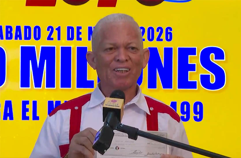Leidsa entrega 30 millones de pesos a ganador del Loto