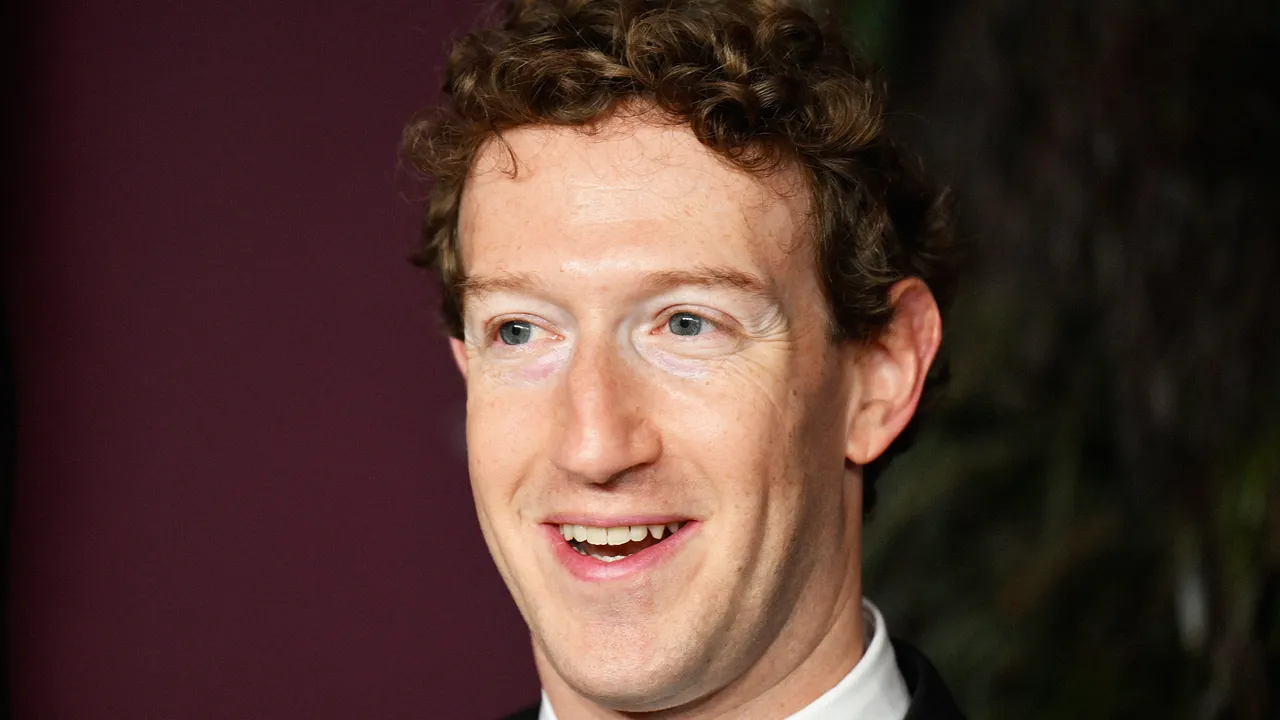 El nuevo modelo de IA de Meta por fin sienta a Zuckerberg en la mesa de los niños grandes
