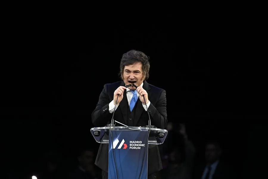 Milei sobre campaña rusa en medios locales
