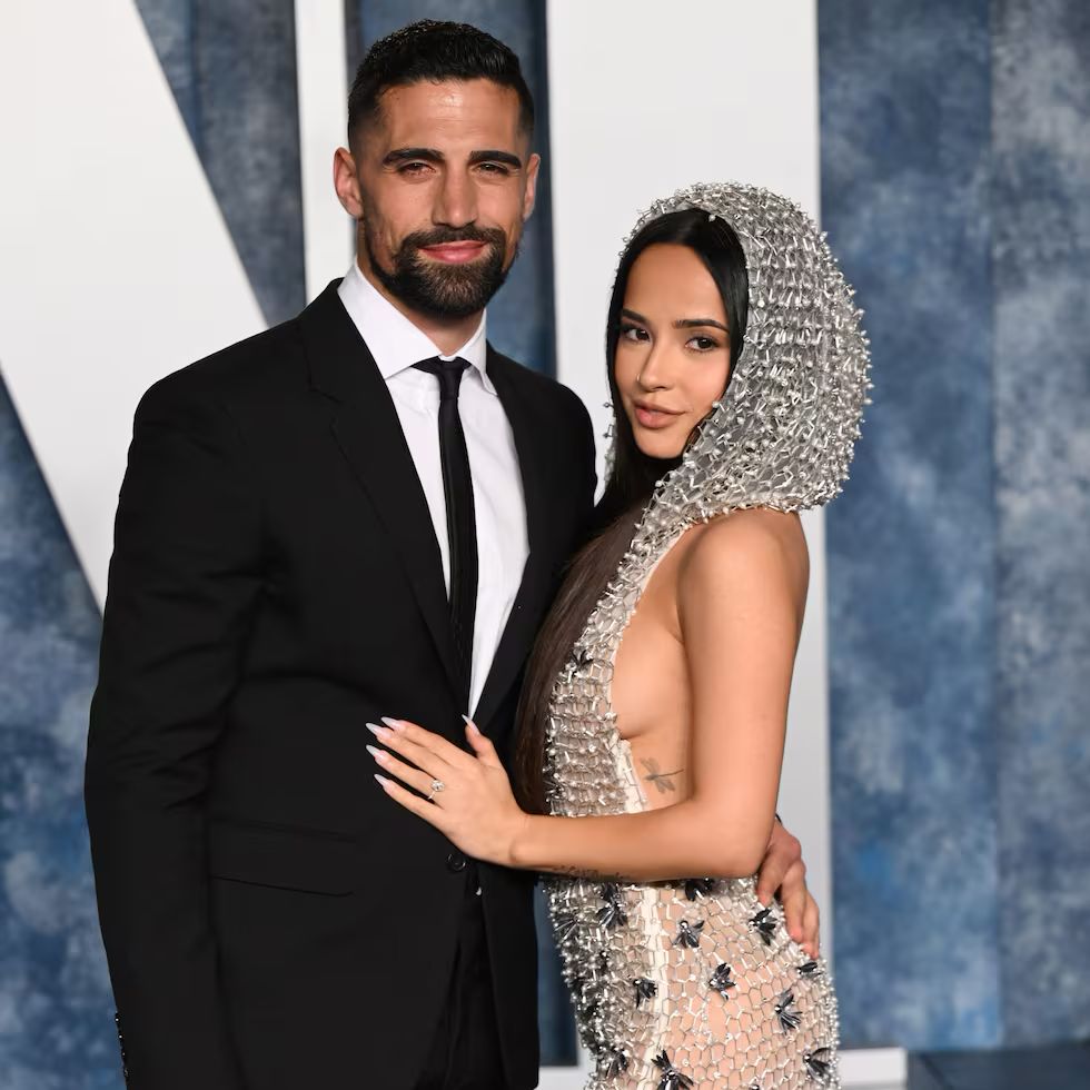 Becky G confirma que aunque canceló su compromiso perdonó