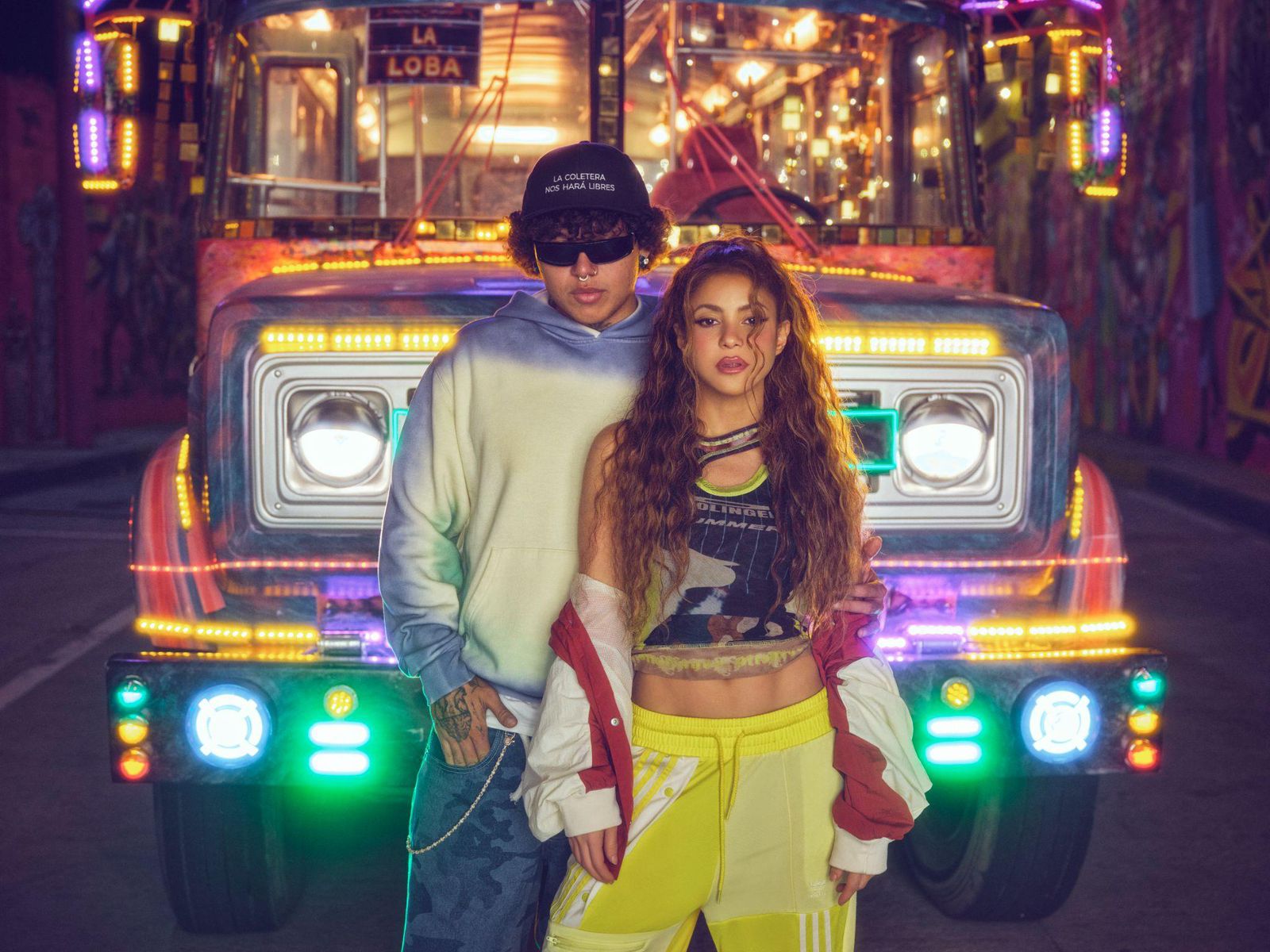 Shakira y Beéle lanzan lanzan video oficial de “Algo Tú”