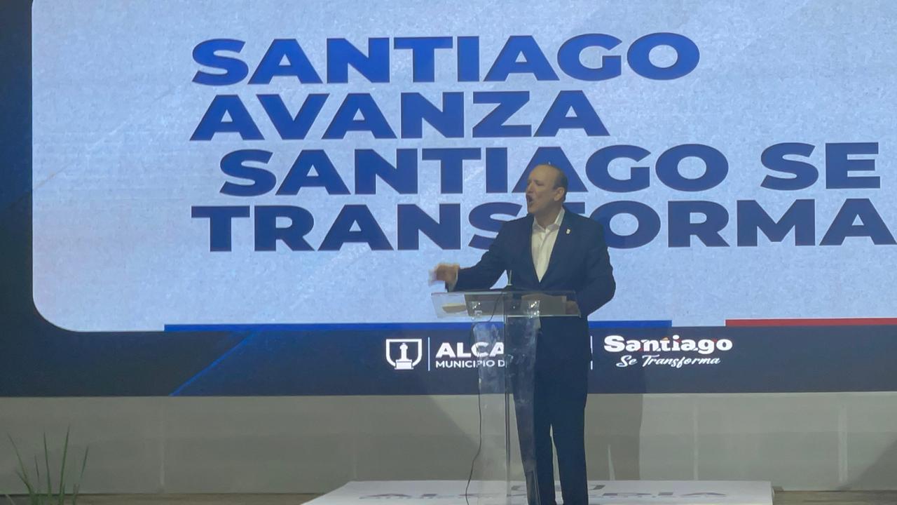 “Santiago es una ciudad que sabe hacia dónde va”