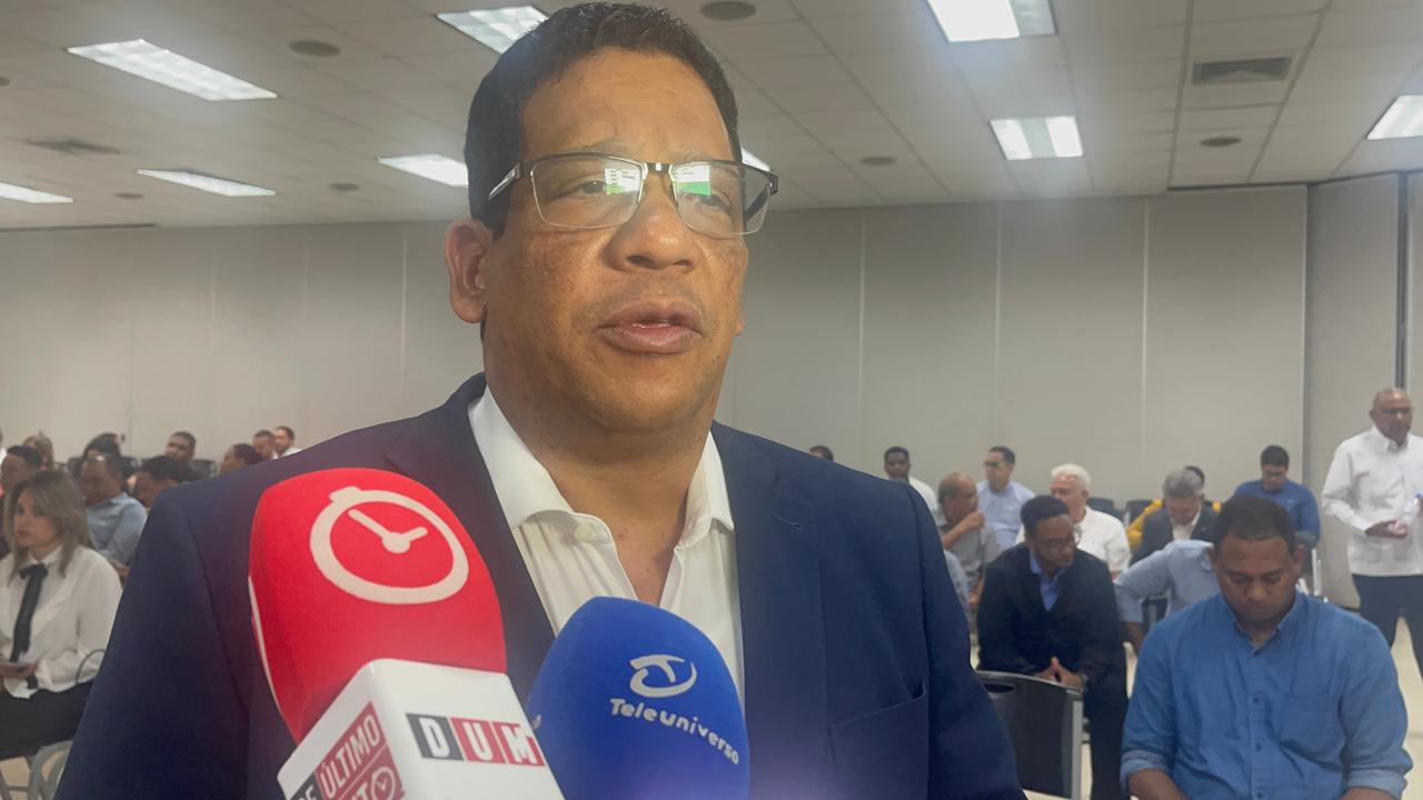 Carlos Pimentel Nueva Ley de Contrataciones impone